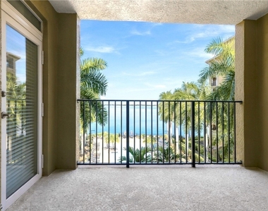 2825 Palm Beach Boulevard - Photo Thumbnail 17
