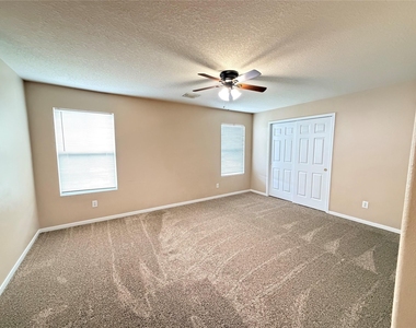 15423 Fir Woods Lane - Photo Thumbnail 39
