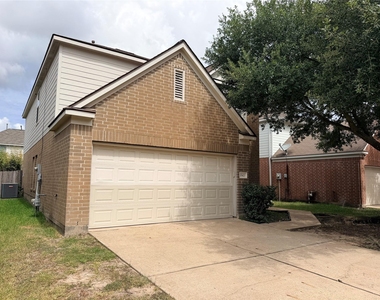 15423 Fir Woods Lane - Photo Thumbnail 2
