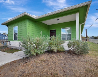 2546 16th Street - Photo Thumbnail 3