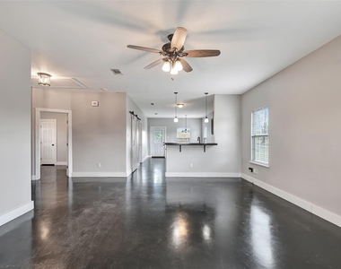 2546 16th Street - Photo Thumbnail 6