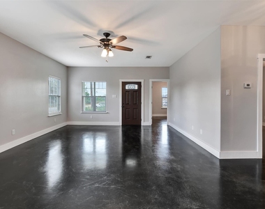 2546 16th Street - Photo Thumbnail 9