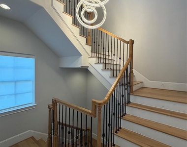 824 Cage Street - Photo Thumbnail 11