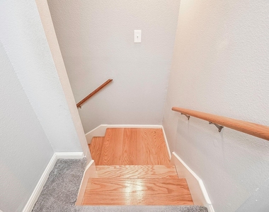 820 Threadneedle Street - Photo Thumbnail 23