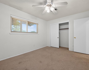 17104 Blackhawk Boulevard - Photo Thumbnail 28