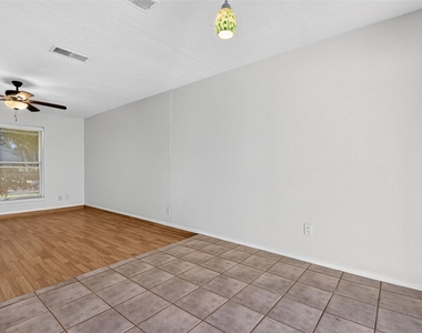 17104 Blackhawk Boulevard - Photo Thumbnail 13