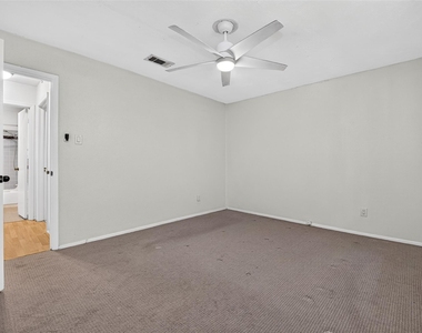 17104 Blackhawk Boulevard - Photo Thumbnail 23