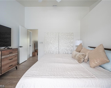 507 14th Street N - Photo Thumbnail 12