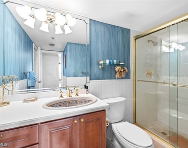 5550 Heron Point Drive - Photo Thumbnail 18