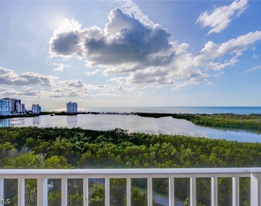 5550 Heron Point Drive - Photo Thumbnail 20