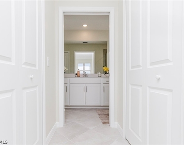 5583 Double Eagle Circle - Photo Thumbnail 8