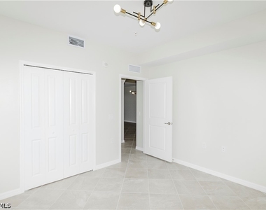 5583 Double Eagle Circle - Photo Thumbnail 10