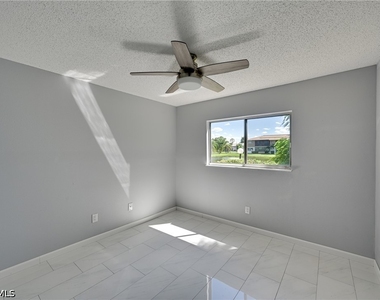 5712 Foxlake Drive - Photo Thumbnail 15