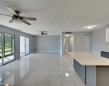 5712 Foxlake Drive - Photo Thumbnail 4