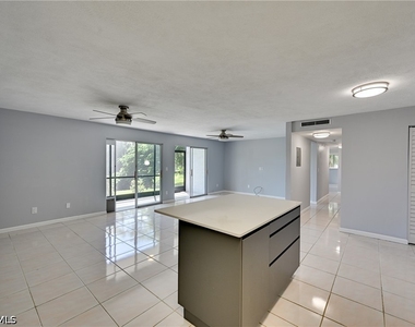 5712 Foxlake Drive - Photo Thumbnail 9