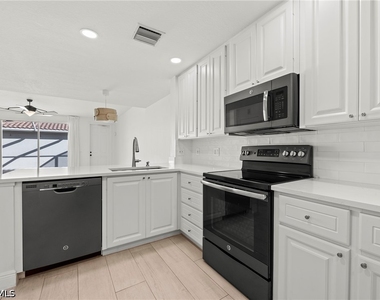 15316 Latitude Drive - Photo Thumbnail 12
