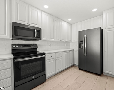 15316 Latitude Drive - Photo Thumbnail 11