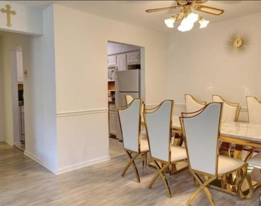 464 Liberty - Photo Thumbnail 2
