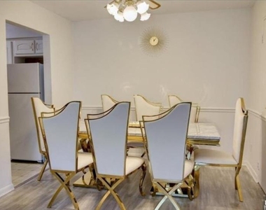 464 Liberty - Photo Thumbnail 3