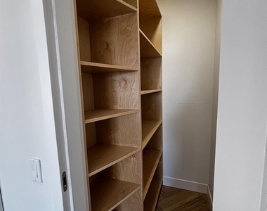 695 Elm - Photo Thumbnail 11