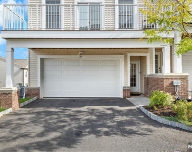 289 Bradley - Photo Thumbnail 42