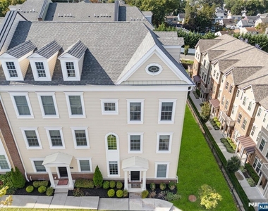 289 Bradley - Photo Thumbnail 40