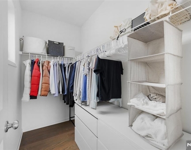 289 Bradley - Photo Thumbnail 28