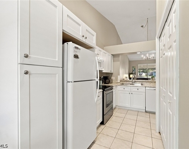 367 Dover Place - Photo Thumbnail 6