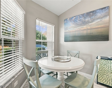 367 Dover Place - Photo Thumbnail 11