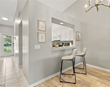 367 Dover Place - Photo Thumbnail 4