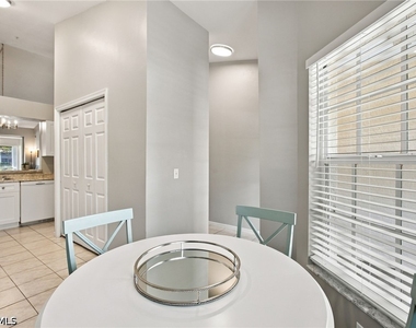 367 Dover Place - Photo Thumbnail 9