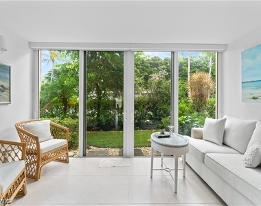 900 8th Avenue S - Photo Thumbnail 2