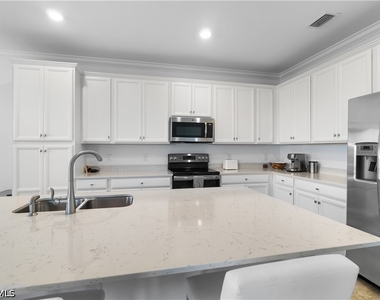 9596 Trevi Court - Photo Thumbnail 4