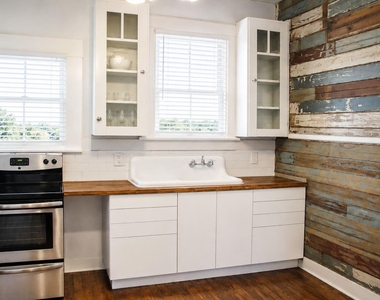 2627 Avenue K - Photo Thumbnail 4