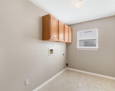 7507 Dogwood Falls Road - Photo Thumbnail 18