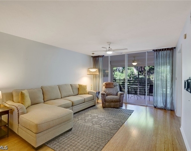 285 Naples Cove Drive - Photo Thumbnail 8