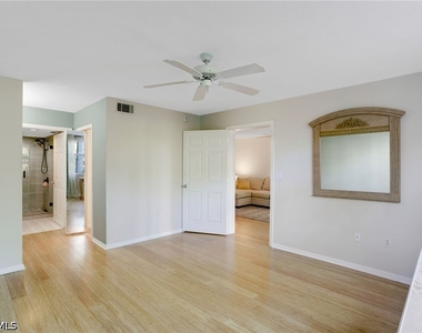 285 Naples Cove Drive - Photo Thumbnail 14