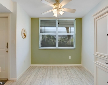 285 Naples Cove Drive - Photo Thumbnail 4