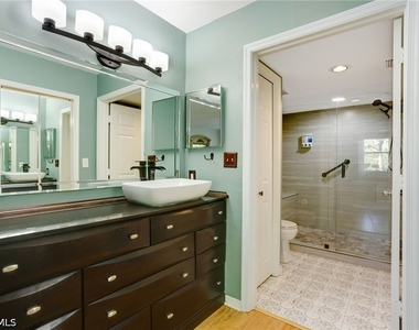 285 Naples Cove Drive - Photo Thumbnail 15