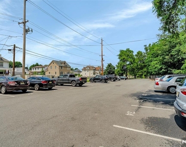 25 Market - Photo Thumbnail 17