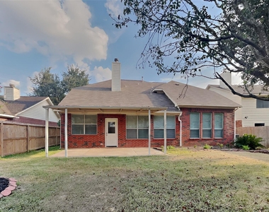 4731 Silverlake Drive - Photo Thumbnail 19