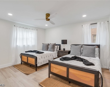 1549 Sandpiper Street - Photo Thumbnail 12