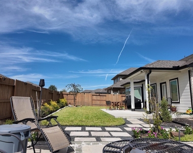 1578 King Ranch Road - Photo Thumbnail 17