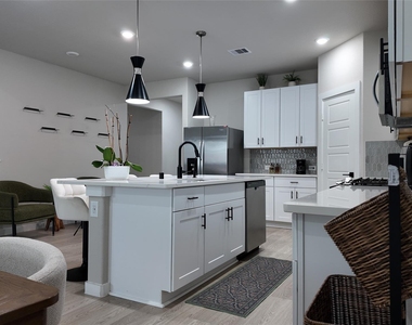 1578 King Ranch Road - Photo Thumbnail 5