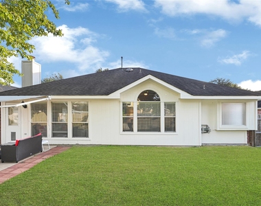 804 Cherry Blossom Drive - Photo Thumbnail 23