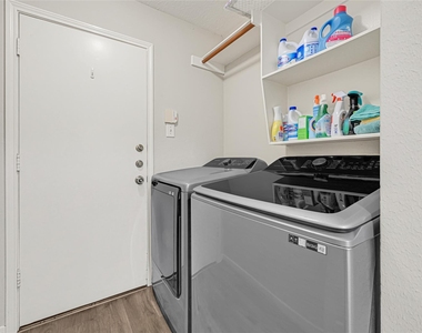 804 Cherry Blossom Drive - Photo Thumbnail 22