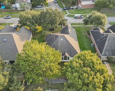 804 Cherry Blossom Drive - Photo Thumbnail 27