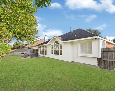 804 Cherry Blossom Drive - Photo Thumbnail 26