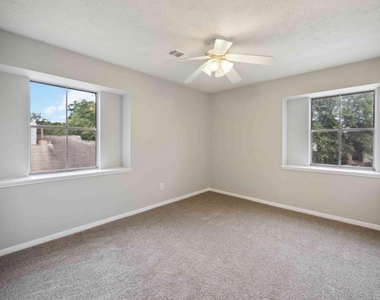 12215 Cardston Court - Photo Thumbnail 7