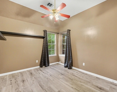8511 Shellville Court - Photo Thumbnail 17